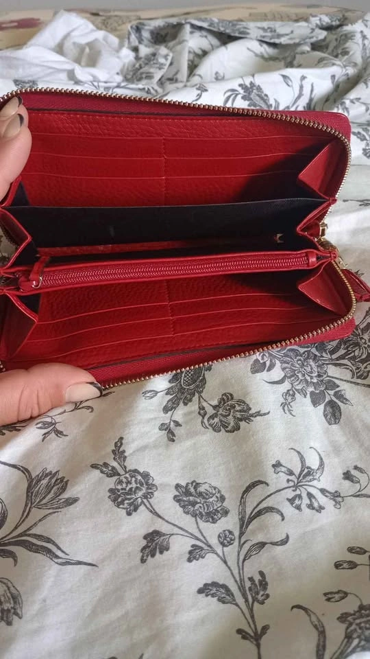 Gucci GG monogram red green stripe zip-around wallet. Vintage - photo 2