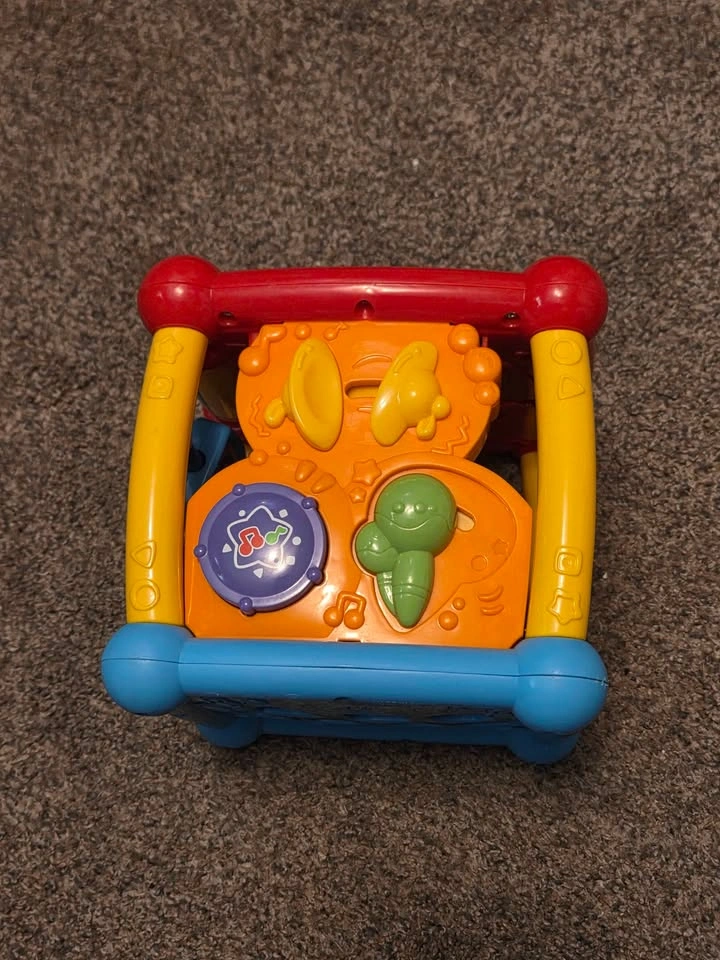 Vtech Busy Learners Activity Cube - photo 4