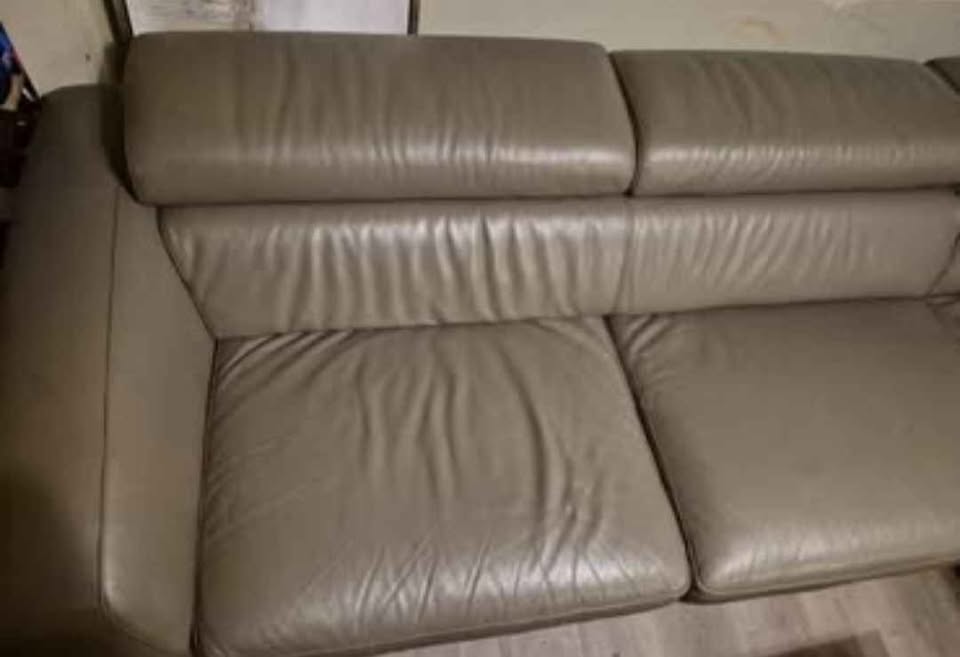 REAL ITALIAN L SHAPED SOFA WITH FREE 2 LAMPS - photo 4