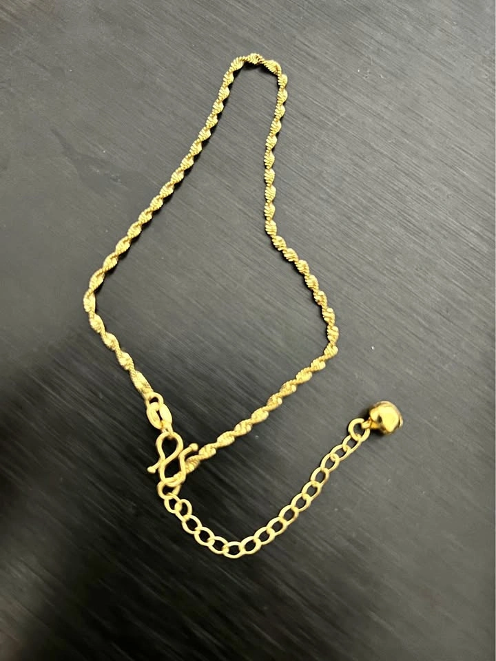Gold-Toned Twisted Rope Anklet with Heart Charm
