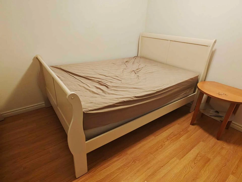 IKEA BIRKELAND bed frame in double/queen - photo 3