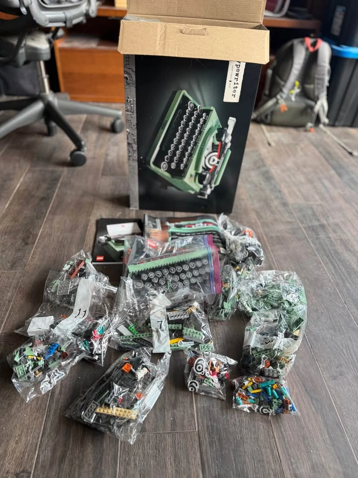 LEGO Ideas Typewriter 21327 - photo 4