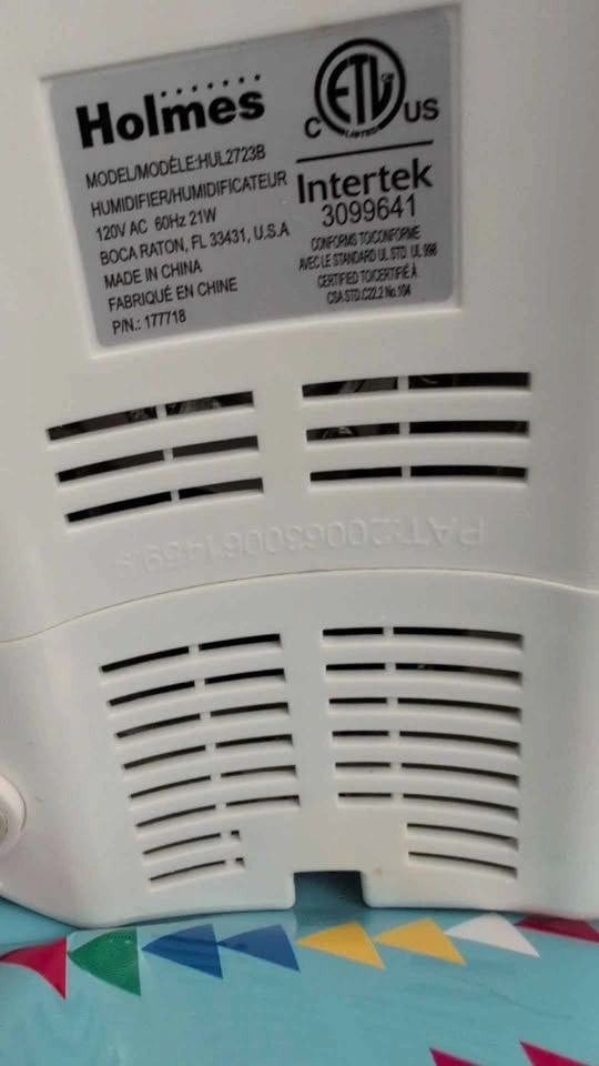 Sunpentown SU-2031 Polar Bear Humidifier - photo 3