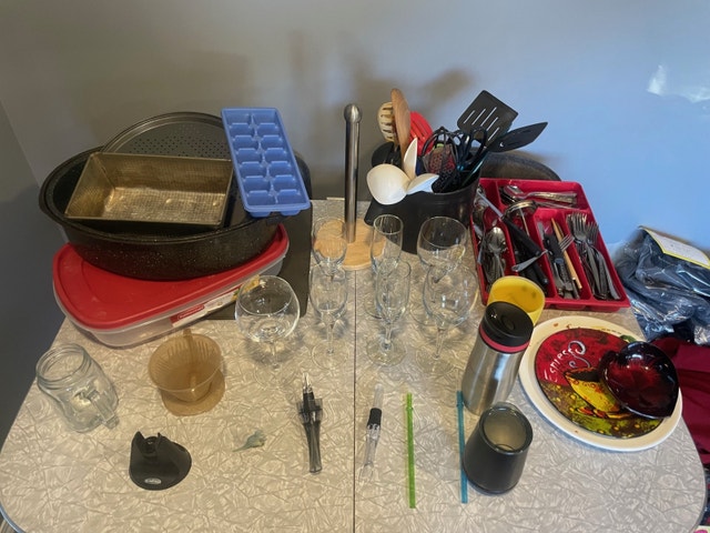 Tons of cool kitchen stuff