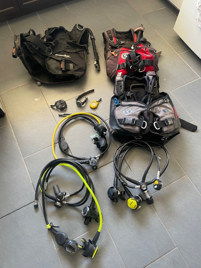 Tons of scuba diving equipment - photo 2