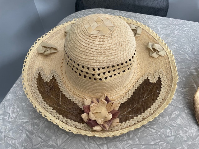 3 cool hats - Cowboy hats and sun hats