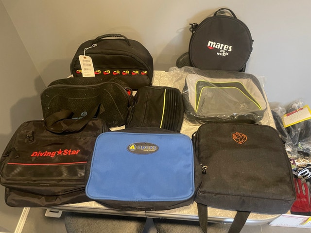 7 Scuba regulator bags
