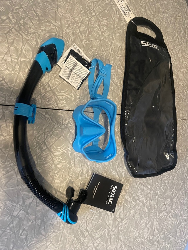 NEW 3 sets of Seac touch mask, dry snorkel and bag