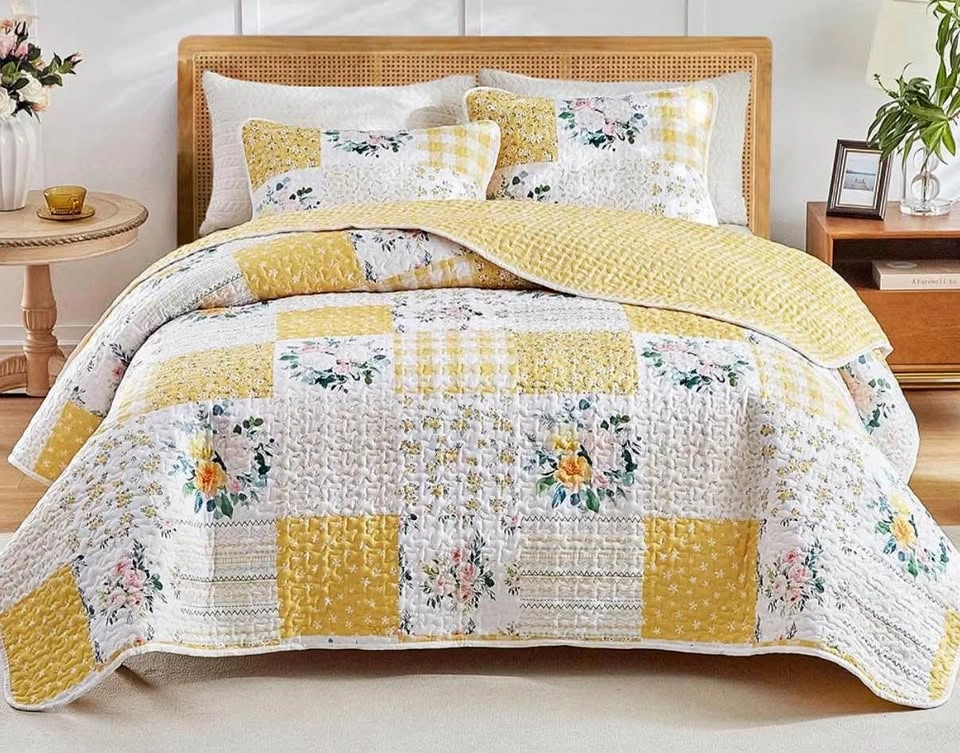Quilt Set Twin Size, 2 Pieces Floral Patchwork, New