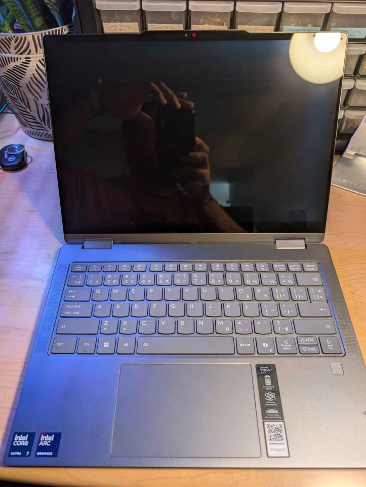 Lenovo Yoga 7i 14" OLED 2-in-1 Laptop (Core Ultra 7/16GB/1TB) - photo 3