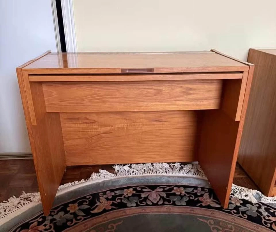 Vintage MCM Teak Vanity/Dressing Table w/Mirror - photo 2