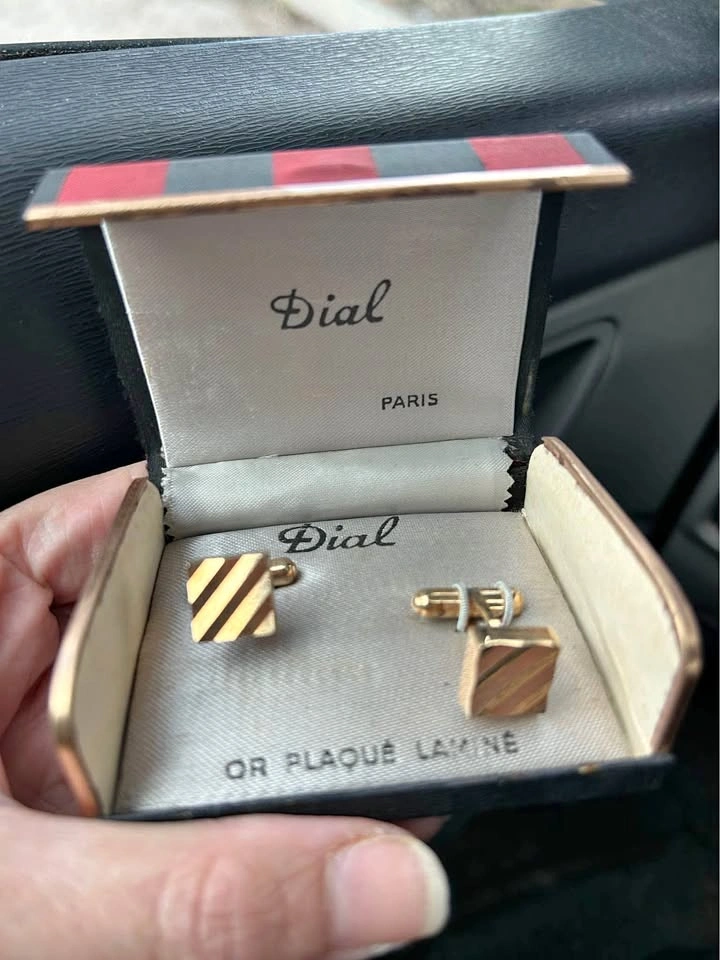 vintage Dial Paris jewelry cufflinks in box