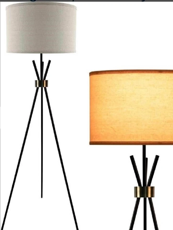 Tripod lamp