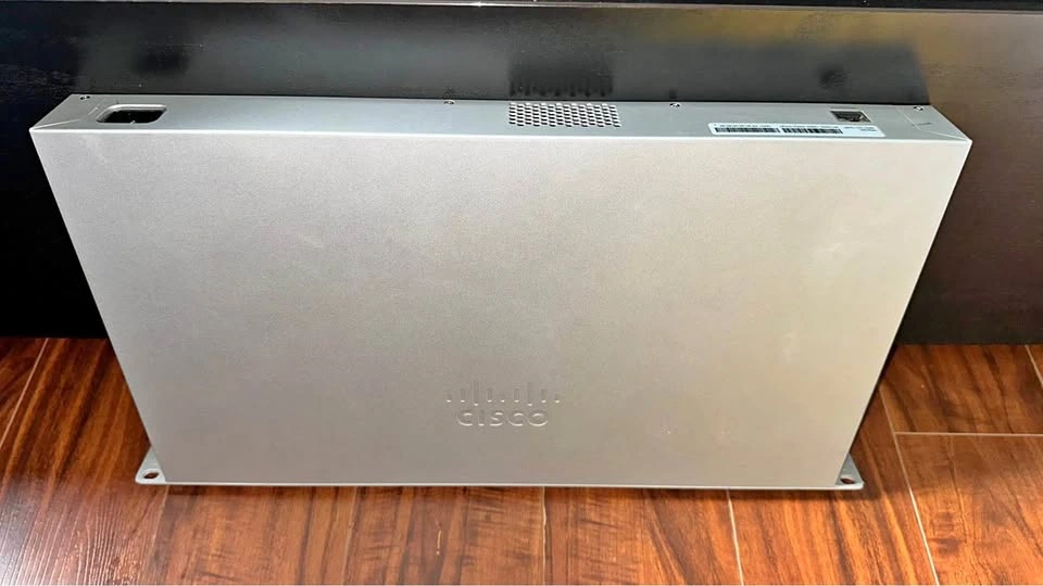 Cisco Meraki MS120-24P 24-Port Gigabit PoE Network Switch