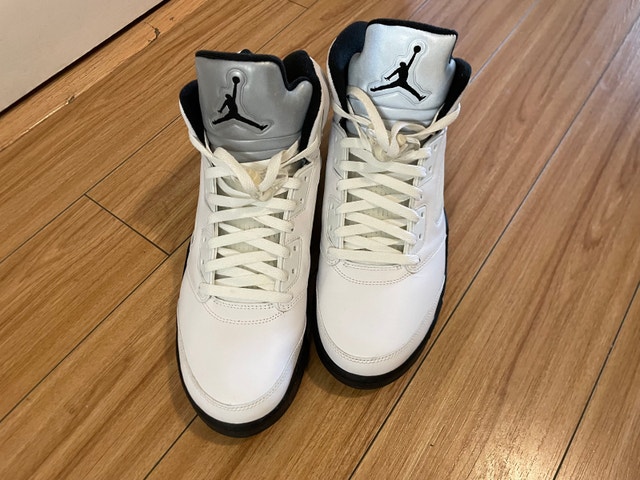 AUTHENTIC Nike Air Jordan 5 Retro White/Black (Size US 13)