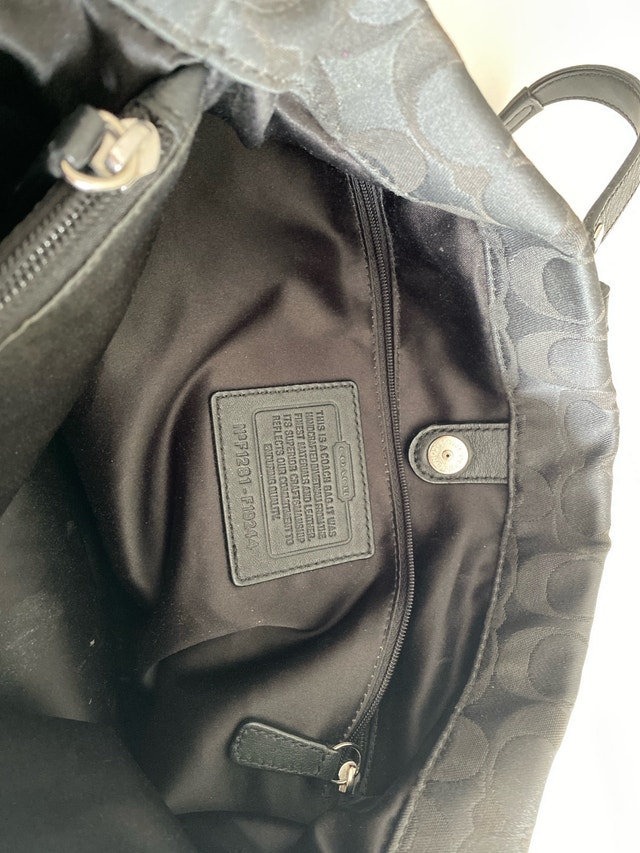 Authentic Coach handbag $30! - photo 5