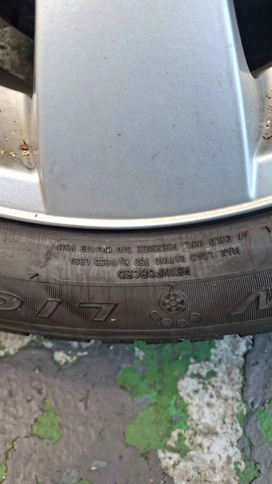 Tires with Rims - photo 3