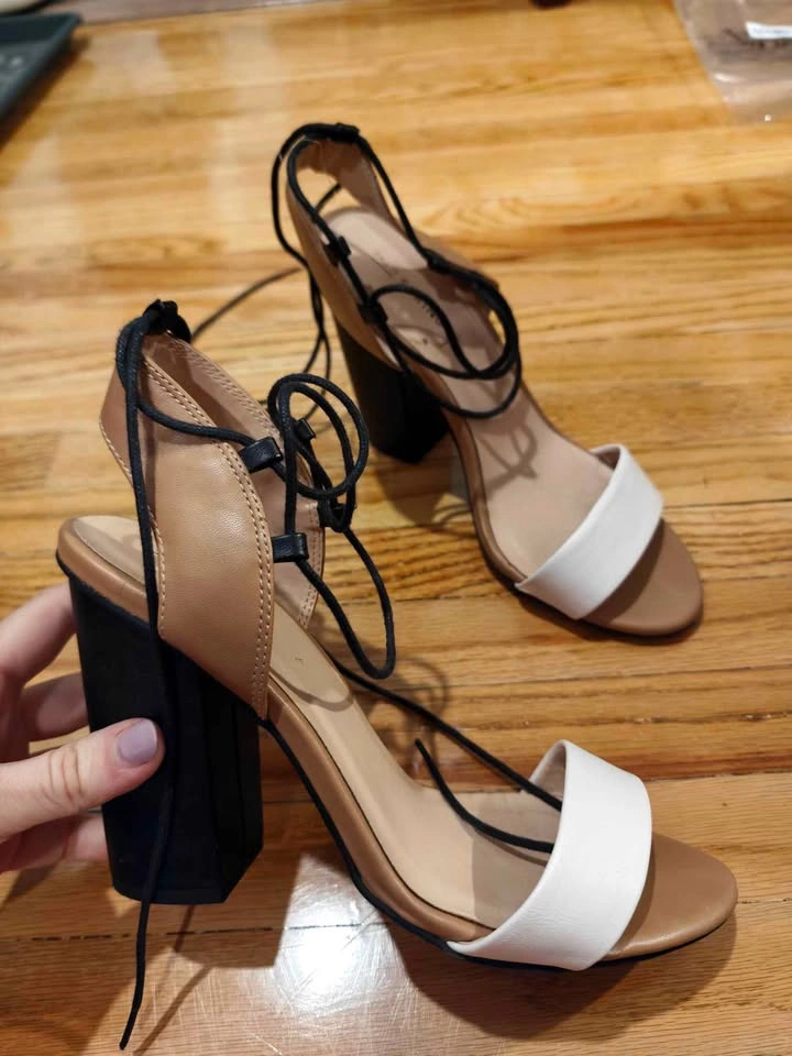Black and white lace up block heels - photo 2