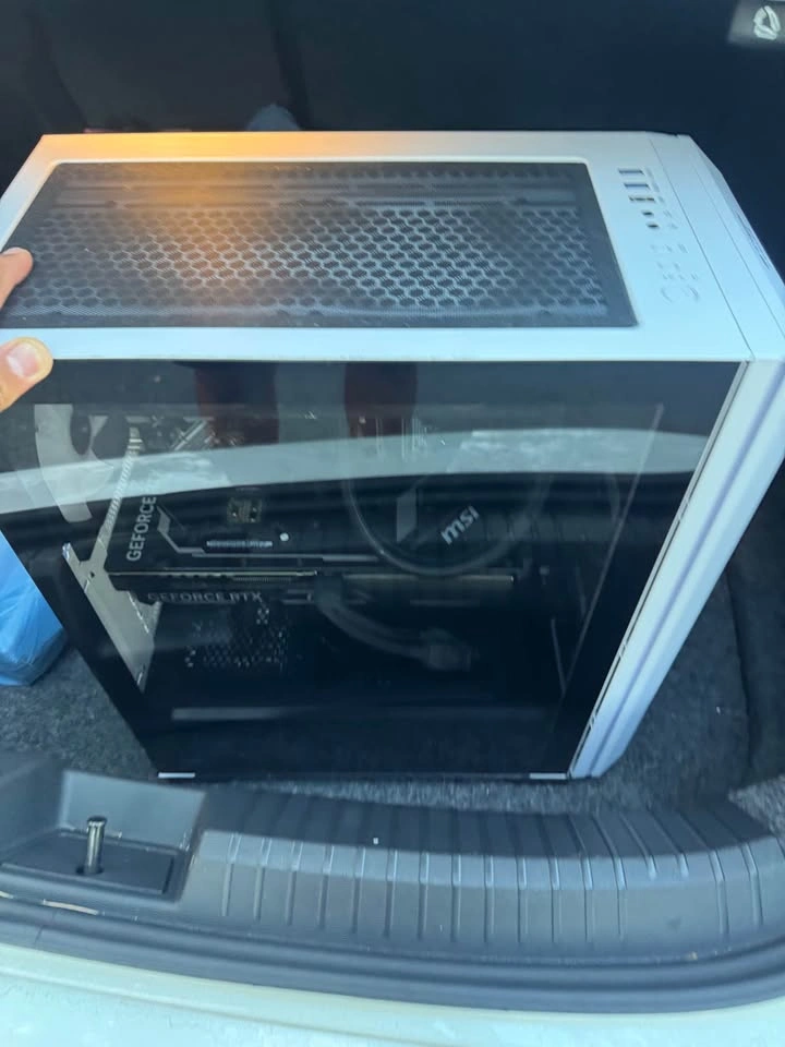 Gaming PC Amd ryzen 7 rtx4070 Ti - photo 3