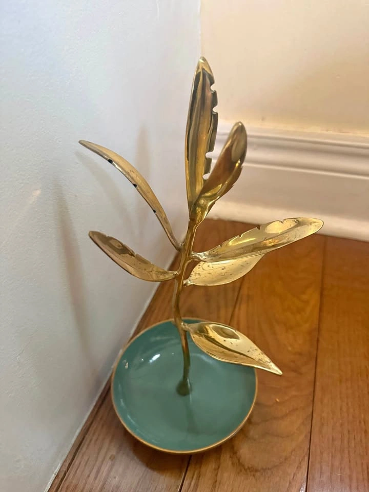 Jewelry tree