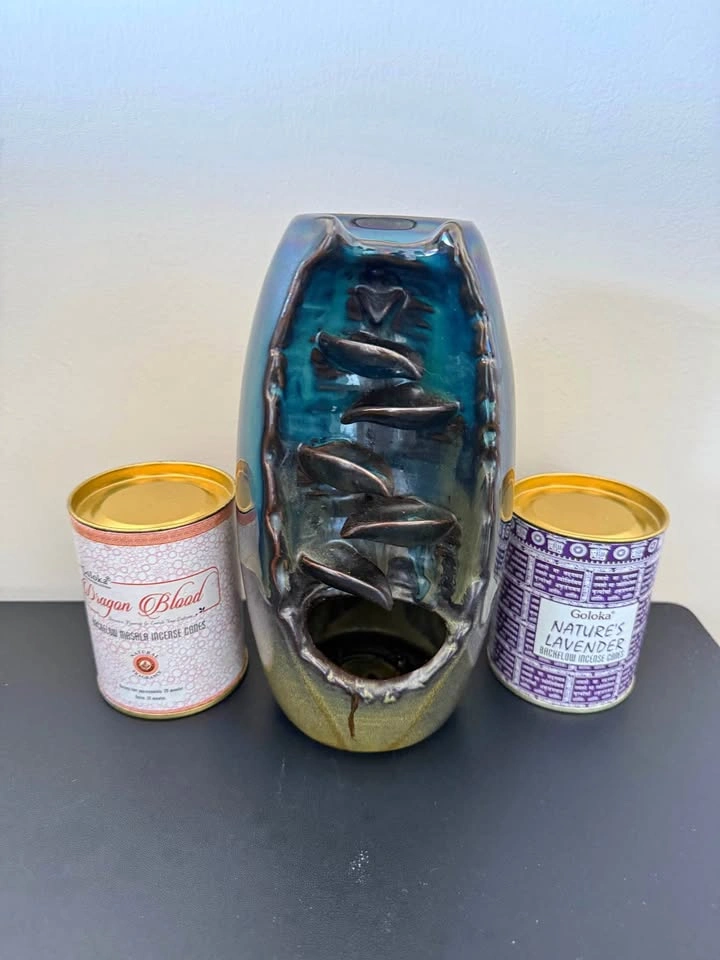 Backflow waterfall incense burner
