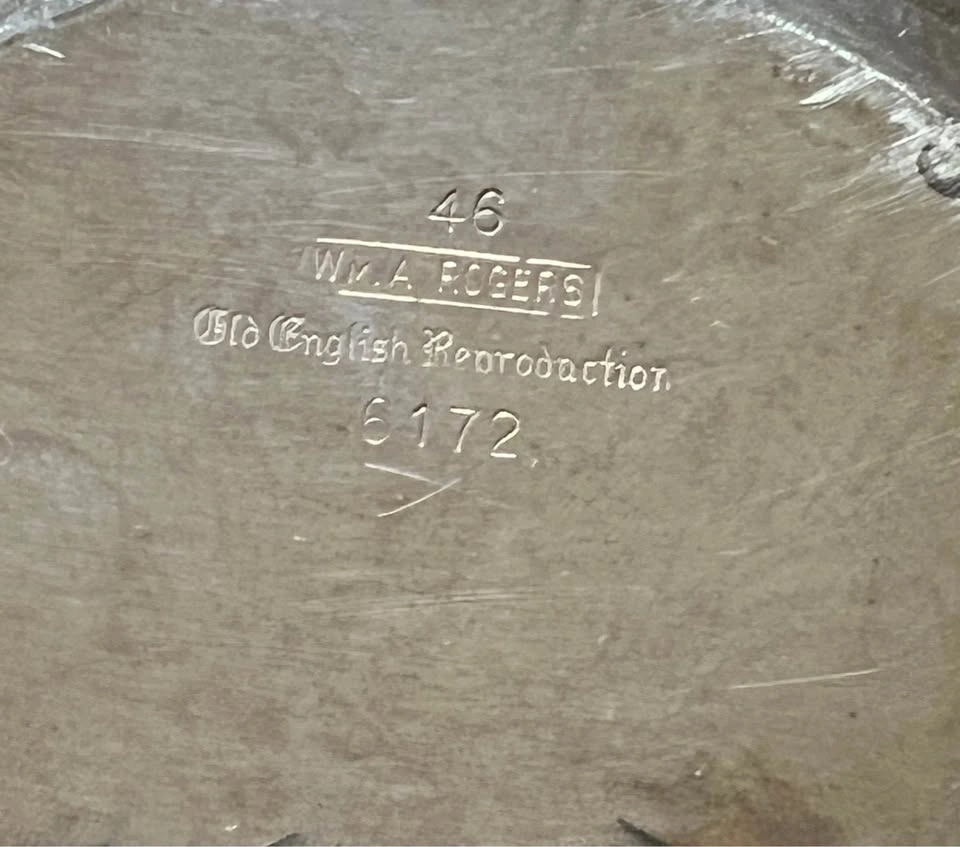 Wm. A. Rogers Old English Reproduction 10.5” Tray - photo 4