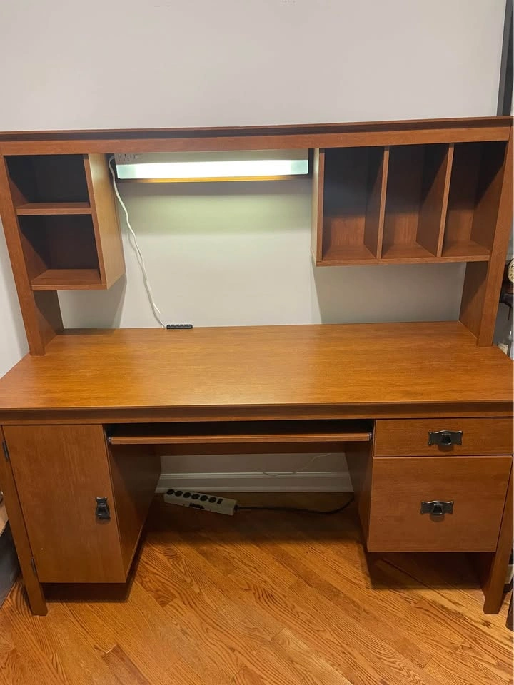 Wood Desk with Hutch - photo 2