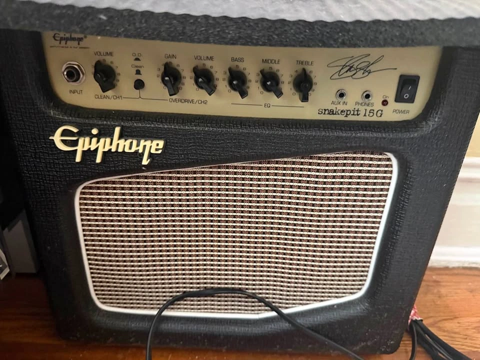 Epiphone Snakepit 15G Guitar Amplifier