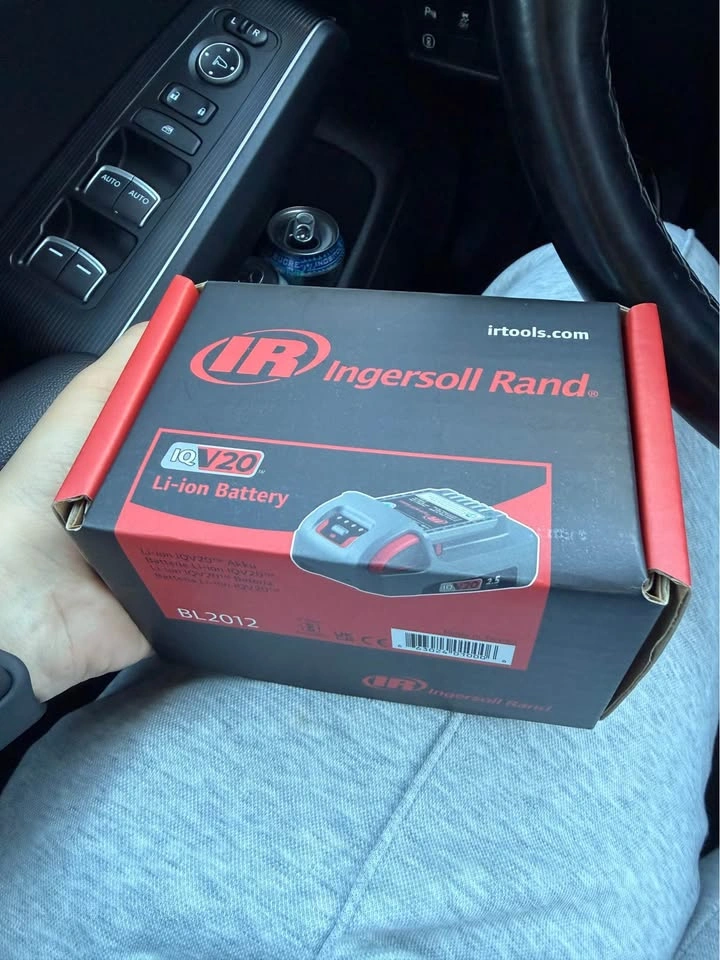 Brand New Ingersoll Rand IQV20 2.5Ah Battery - photo 2