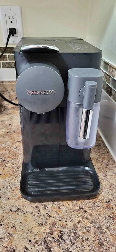 Nespresso Lattissima One