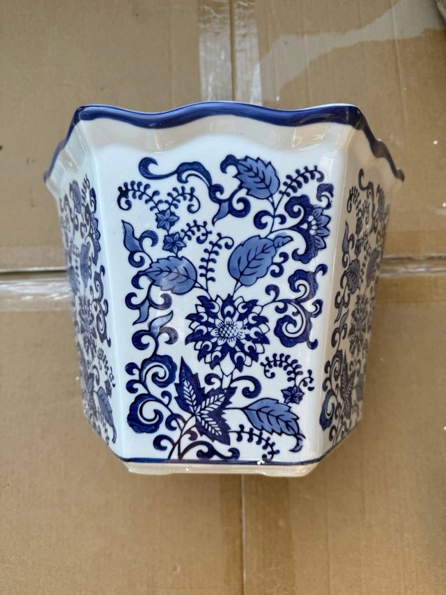 Sagebrook Home Chinoiserie Planters Set