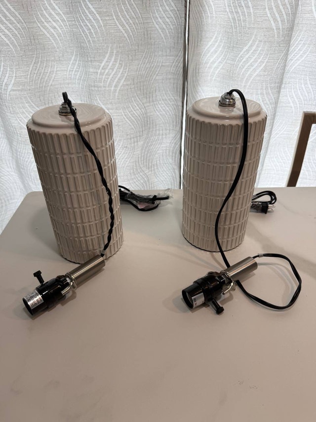 AIEAMPDO 23" Modern Ceramic Table Lamps - photo 5