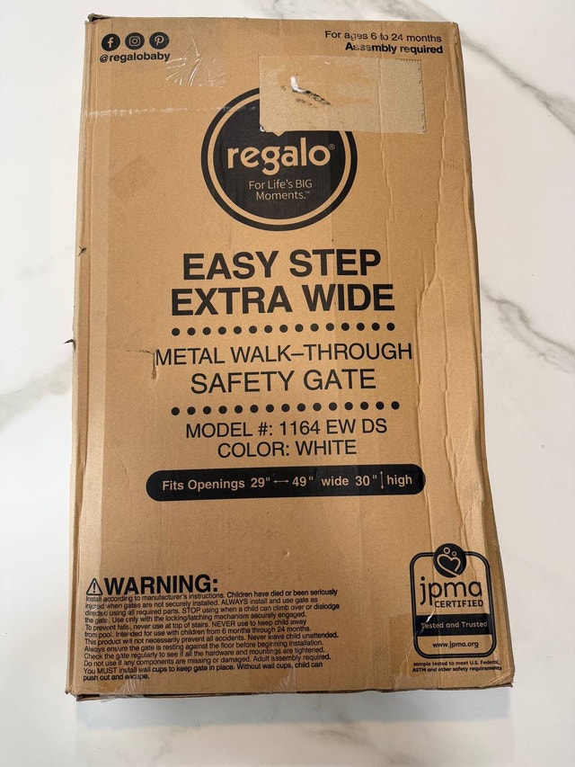 Regalo Easy Step Extra Wide Safety Gate