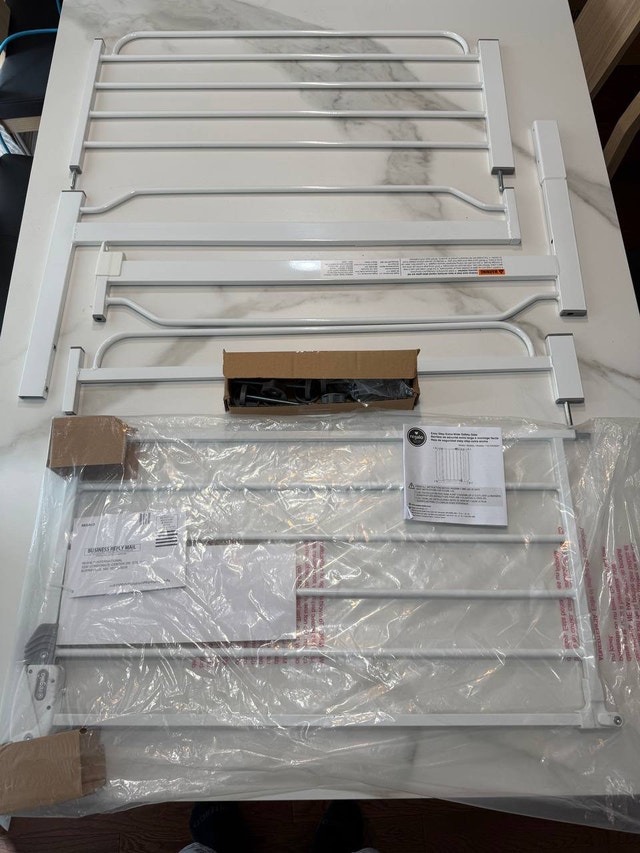 Regalo Easy Step Extra Wide Safety Gate - photo 4