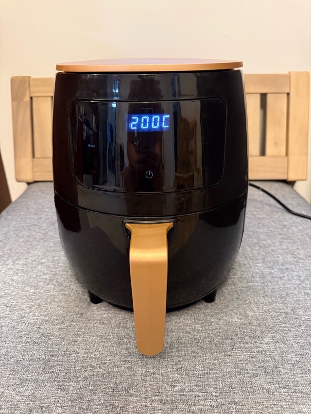 Extra Large Capacity 6L Air Fryer - photo 3