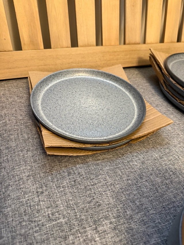 Hometrends 12-Piece Dinnerware Set - photo 2