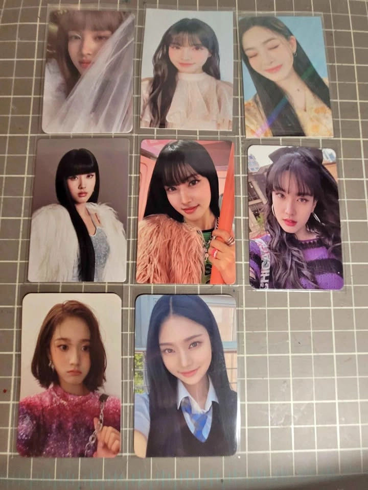 WTS Photocards (StayC, New Jeans, TXT)