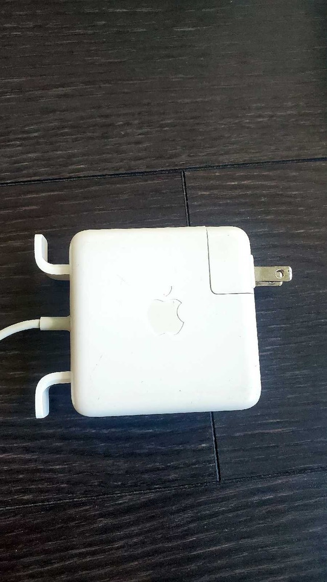 Apple 60W MagSafe Power Adapter - photo 2