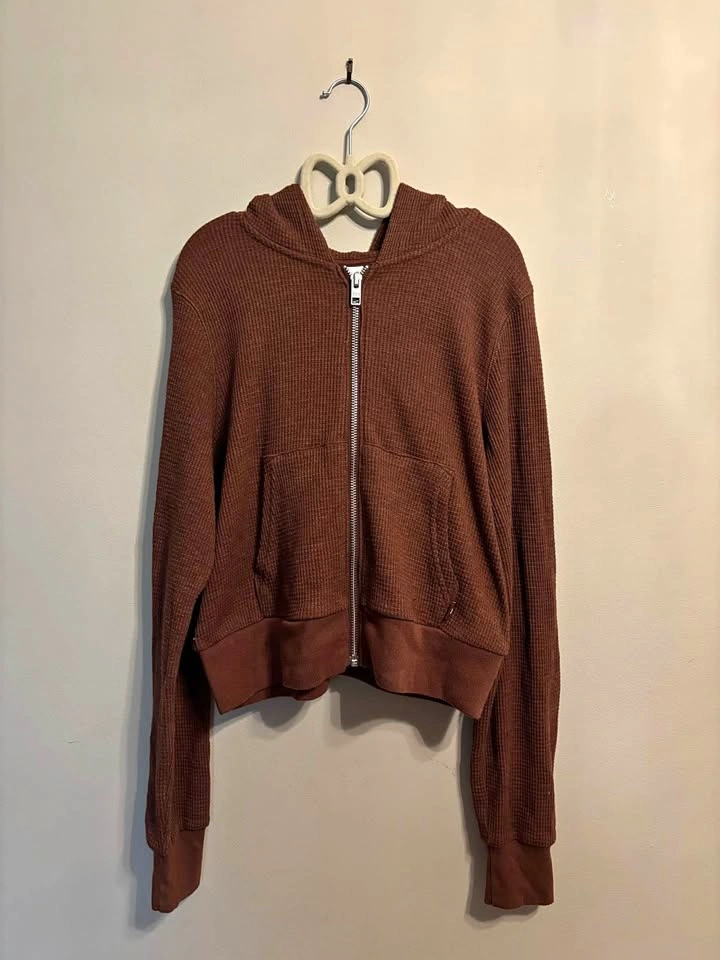 Aritzia TNA Brown Waffle Zip Up Sweater - Size 2XS