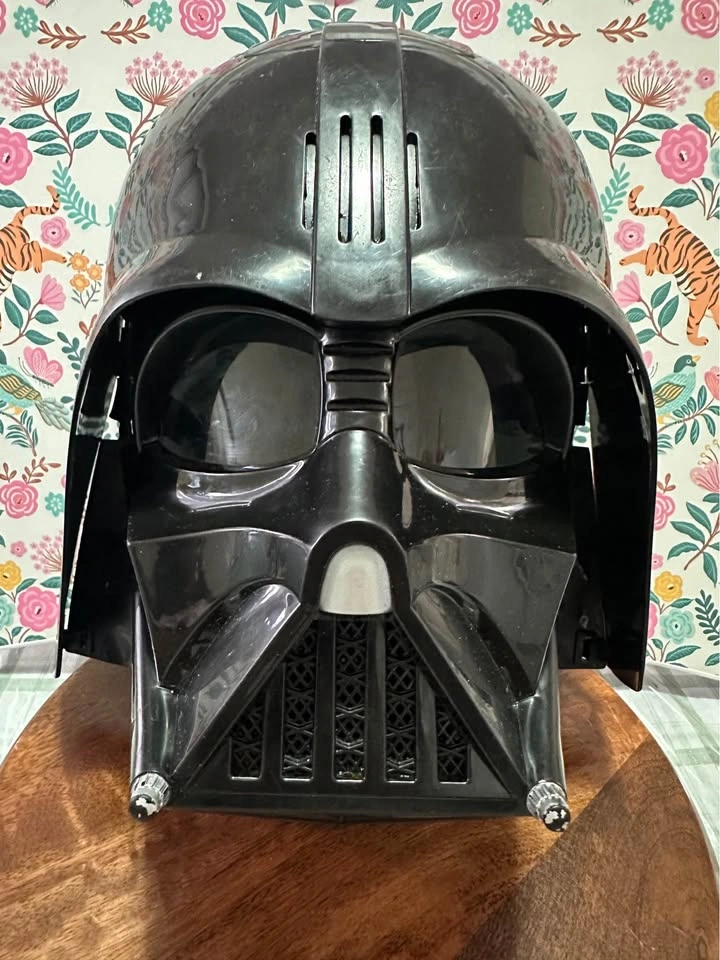 Star Wars Darth Vader Voice Changer Mask - photo 4