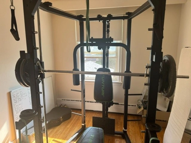 Tunturi SM80 Full Smith Machine / Home Gym - Like new condition - photo 2