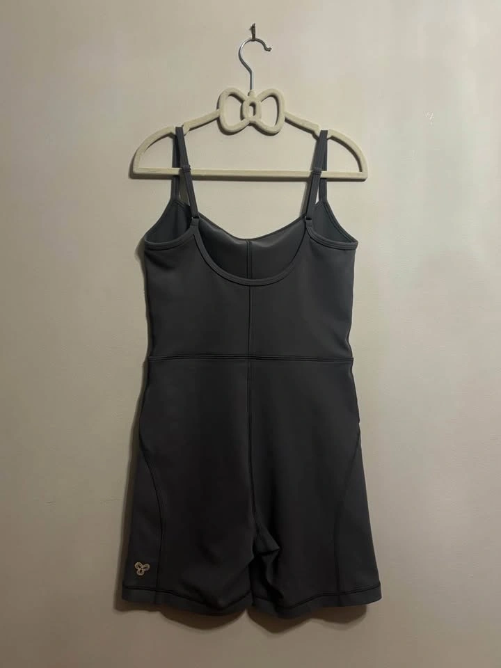 Aritzia Golden Romper XS - photo 2