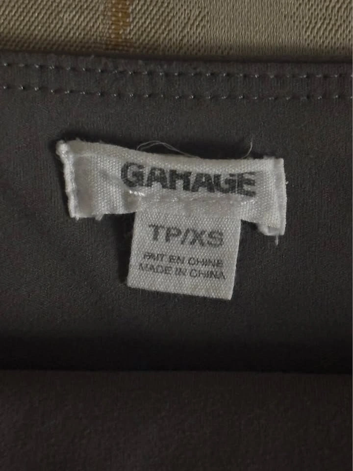 Garage Grey Tight Crop Top - Size XS - photo 3