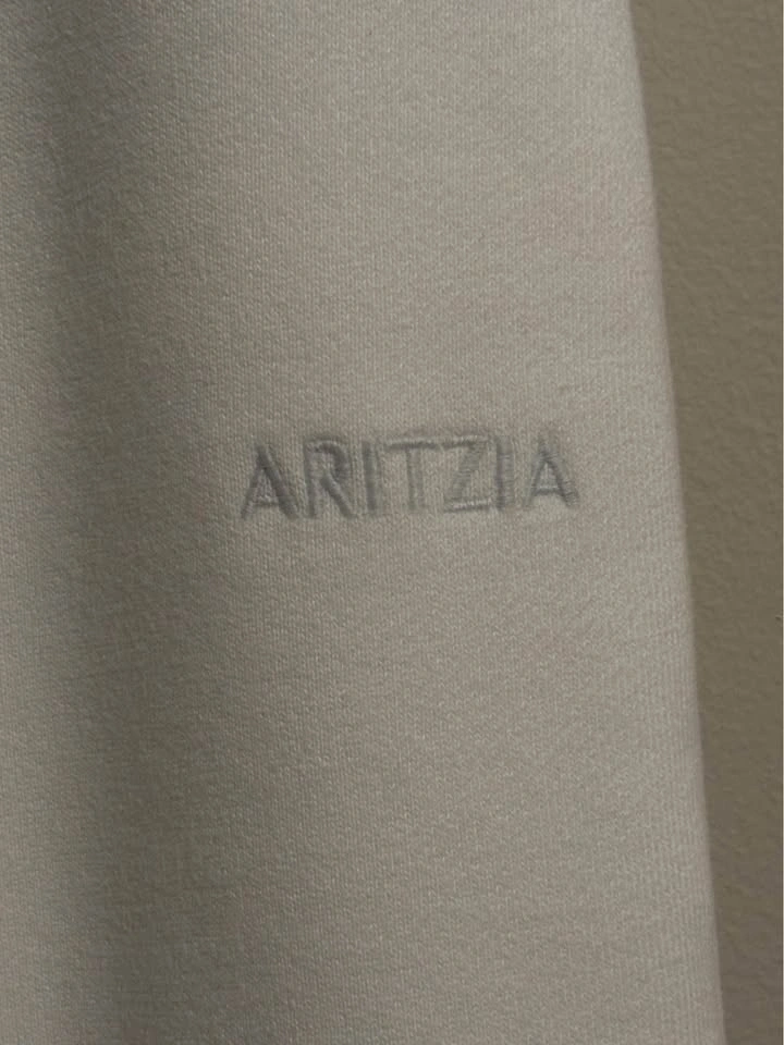 Aritzia White Straight Leg SWEATFLEECE Perfect Fit Pants - Size - photo 2