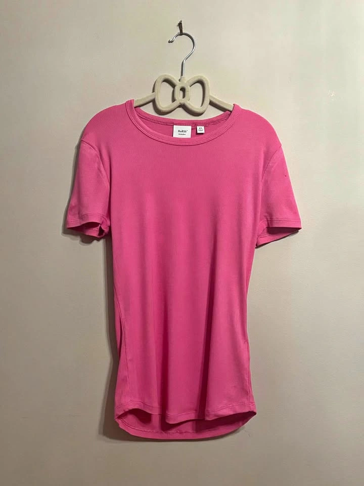 Aritzia ReRib Sunday Best Pink Tight T-Shirt - Size XS