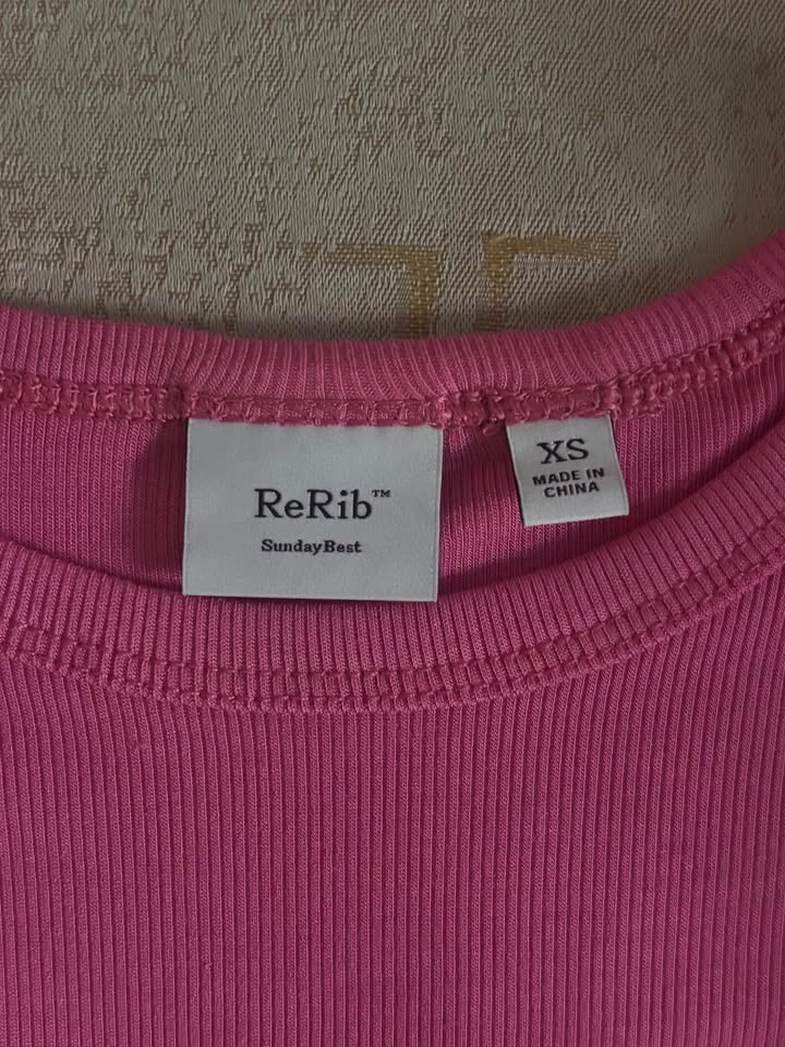 Aritzia ReRib Sunday Best Pink Tight T-Shirt - Size XS - photo 3