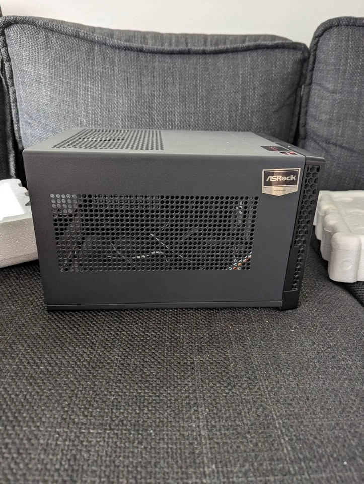 SilverStone SUGO SG13Q Mini-ITX Computer Case Black - photo 4