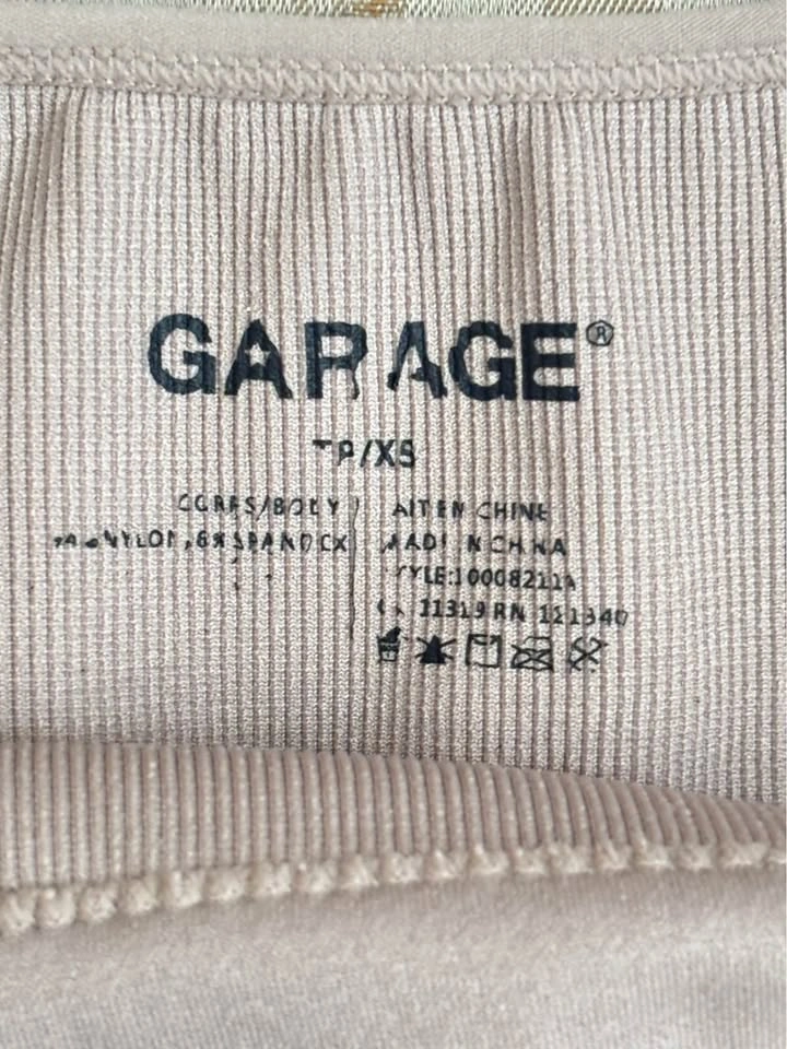 GARAGE Beige Crop Top w/ Open Back - Size XS - photo 3
