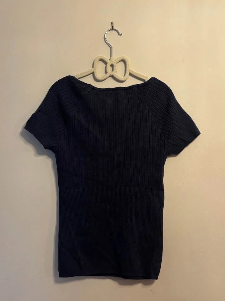 HOLLISTER Navy Blue Cute Top (WITH TAG) - Size S - photo 2