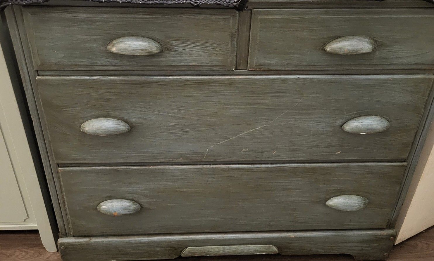 Wood Dresser - photo 2